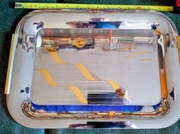 Ozdobna taca na naczynia.