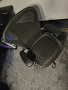 Herman Miller Aeron Premium Classic fotel biurowy roz. B