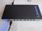 Linksys Switch LGS108P 8xGigabit RJ45 POE+ sprawny z zasilaczem 54V