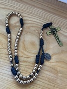 Różaniec - złote koraliki metalowe - nowy