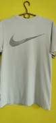 koszulka t-shirt firmy NIKE  pistacjowy męski the Nike tee.