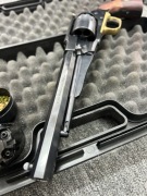 Rewolwer czarnoprochowy Remington Uberti