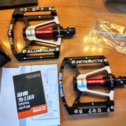 Pedały rowerowe platformowe na łożyskach maszynowych duże nowe lekkie,piny