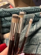 Nowe ultra Gęste Pędzle do Makijażu Twarzy – Idealne Krycie Pod Oczami!