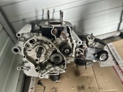 Silnik Ducati 696 monster wał skrzynia pompa oleju kartery cylindry