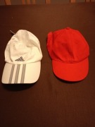 Dwie czapki z daszkiem Adidas i czerwona - regulowane
