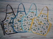 Fartuszek kuchenny dziecięcy wzór auta samochody