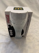 Szklanka z napisem Coca Cola