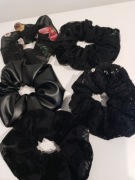 Gumki do włosów ozdobne