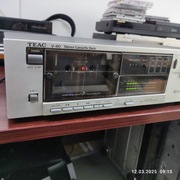 Deck stereo TEAC V 40