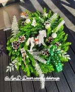 Wianek z konikiem na biegunach,białą choinką, Wianek Zimowy, Świąteczny