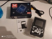 Czarna konsola gier 400 w 1