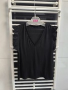 Klasyczna czarna bluzka z dekoltem w serek | Shein | 40/42 