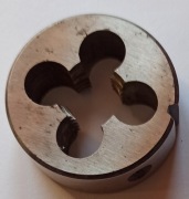 Narzynka prawa M14 prawoskrętna