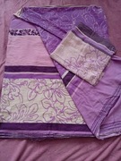 Komplet pościeli w kwiaty.