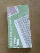 bezprzewodowa klawiatura typu Smart Wireless Keyboard