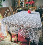 KORONKOWY OBRUS ROBIONY NA SZYDEŁKU