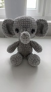 Maskotka słonik na szydełku 