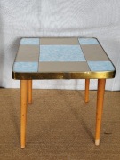 Vintage'owy kwietnik w stylu Rockabilly lata 60