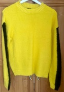Żółty sweter damski z włosem rozmiar S jak alpaka czarno paski 