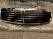 Grill Atrapa Mercedes w211 Avantgarde przed liftem