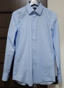 Jasnoniebieska koszula Boss