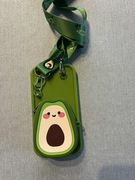 Zielony Portfelik Awokado na iPhone 16/15 Pro Max – Etui z Pętlą na Ramię