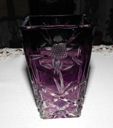 Kryształowy purpurowy wazon 