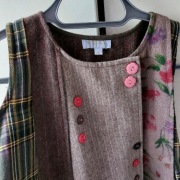 Bardzo oryginalna ciepła sukienka r. 128