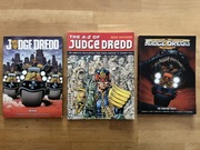 3 x Judge Dredd - Origin + Complete Encyclopedia + Hunting Party + Gratis