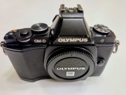 Olympus OM-D E-M5 bezlusterkowiec