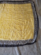 Jedwabna chustka czarno żółta kwadratowa 