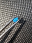 Opal australijski dublet B2 idealny do zakucia w biżuterię kolczyki