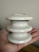 Zabytkowy porcelanowy izolator wysokiego napięcia – PRL POLSKA