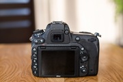 Lustrzanka, pełna klatka Nikon d 750 