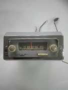 Stare radio somochodowe firmy VEB Stern-Radio Berlin RFT. Typ A110-1.