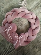 Wianek warkocz ozdoba salonu pokoju dziecięcego dekoracja róż handmade