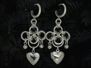 Kolczyki chainmaille z otwierane serduszka gothic punk vampire witchy