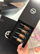 Cienie do powiek w płynie ARMANI BEAUTY