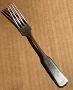 Widelec obiadowy Fraget N PLAQUE