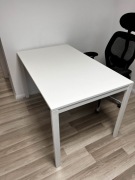 Biurko IKEA MELLTORP 75 x 125 cm (4 szt.) – ślady użytkowania