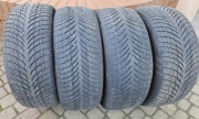 Opony zimowe Nokian Tyres  WR Snowproof P 235/45 R19 99 V