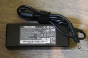 Oryginalny Zasilacz TOSHIBA 19V 3.95A 75W | PA-1750-09