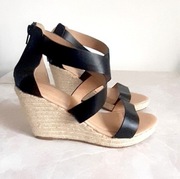 Espadryle z czarnymi paskami roz. 40