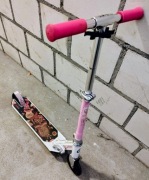 Hulajnoga dla dzieci Oxelo MID 1 (6-9 lat), kolor różowy