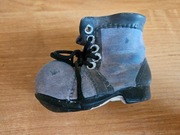 Ozdoby but ceramiczny