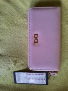 Portfel bezowy duzy ze zlota ozdoba New Yorker 