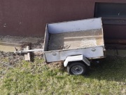 Przyczepka samochodowa