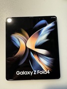 Atrapa Galaxy Z Fold 4