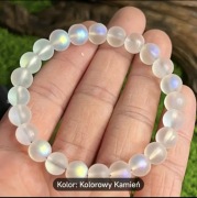 Przeźroczysta bransoletka w kolorowych odcieniach 